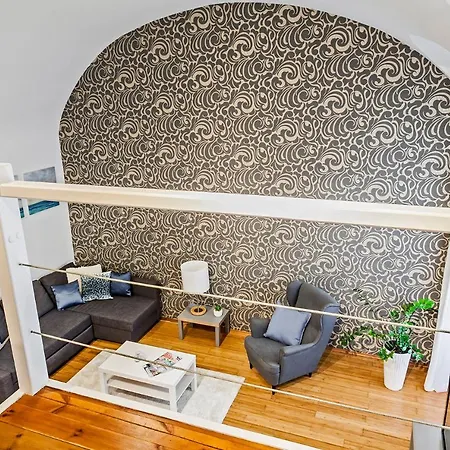 Rumbach Centre Paradise *